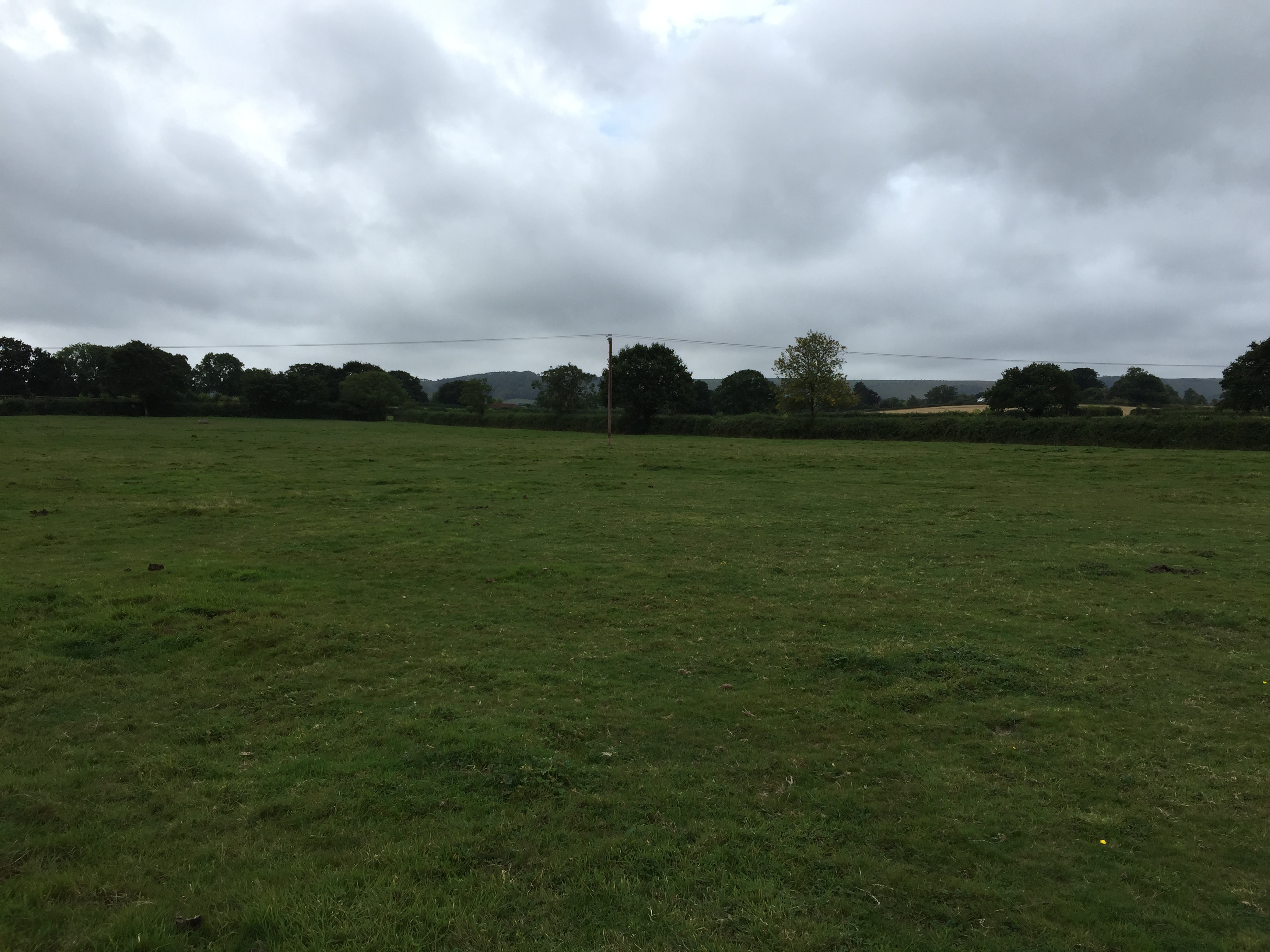 East Chiltington landscale walk - darkening clouds 